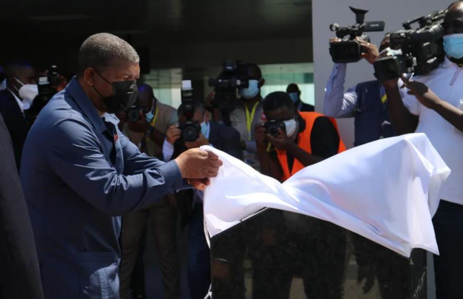 安哥拉總統洛倫索出席我司卡賓達港口項目落成典禮